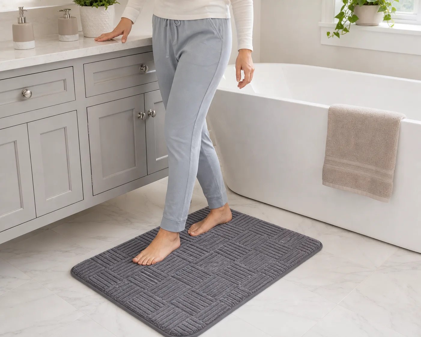 Gray Checkered Bath Mat Underfoot Gray Checkered Bath Mat Underfoot